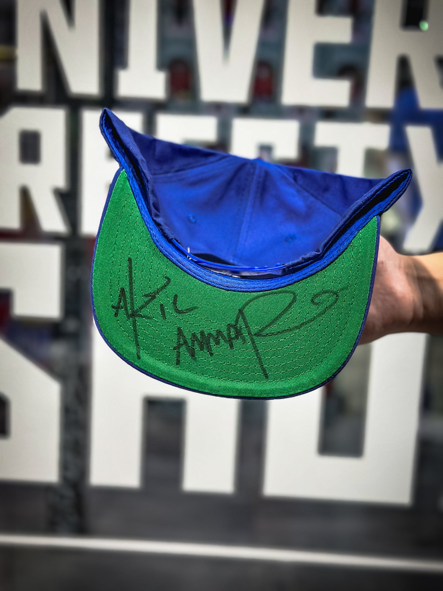 SnapBack “Asfalto X Akil Ammar” Firmadas x Akill Ammar